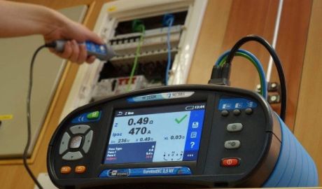 NOVOST PRI PODJETJU ESIS-CO: MERITVE ELEKTRIČNIH INŠTALACIJ Z METREL MI 3155